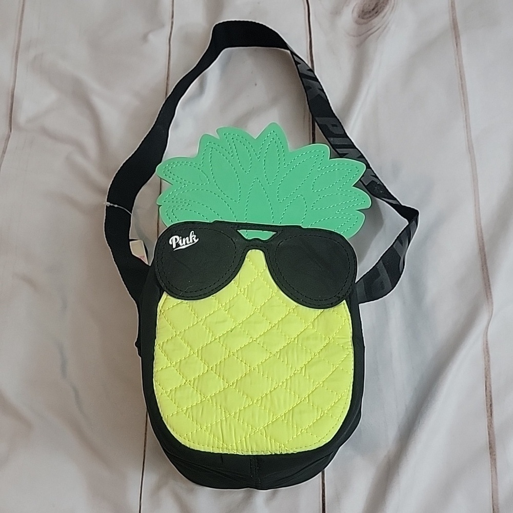 Victoria’s Secret PINK Pineapple Cooler Bag